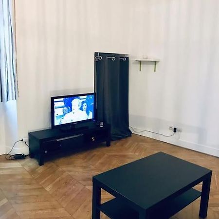 The Spot In The Center On Fontainebleau Apartment Екстериор снимка