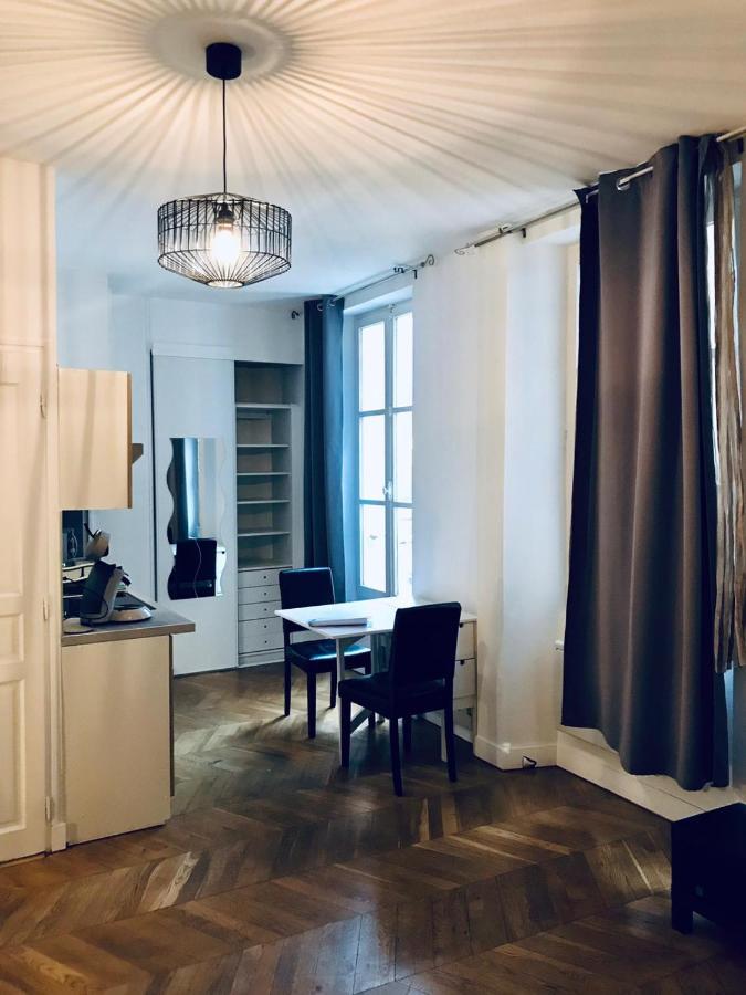 The Spot In The Center On Fontainebleau Apartment Екстериор снимка